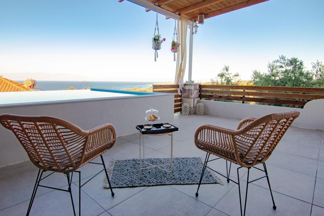 Kómboi Georgianna'S Suite With Private Pool , 'Greysuite' מראה חיצוני תמונה