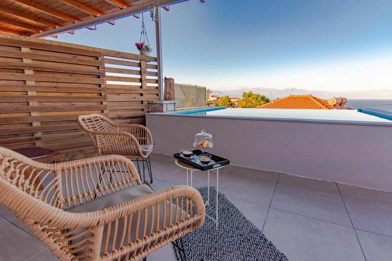 Kómboi Georgianna'S Suite With Private Pool , 'Greysuite' מראה חיצוני תמונה